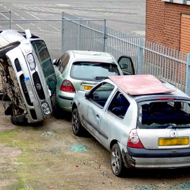 car, wreck, accident-1721724.jpg